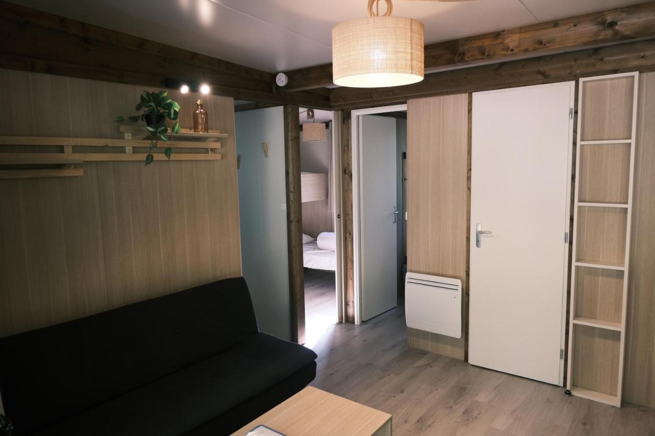 Lodge Avec Spa Privatif - Foret Et Lac Liginiac Exterior photo